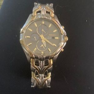 Mens Seiko watch solar chronograph used